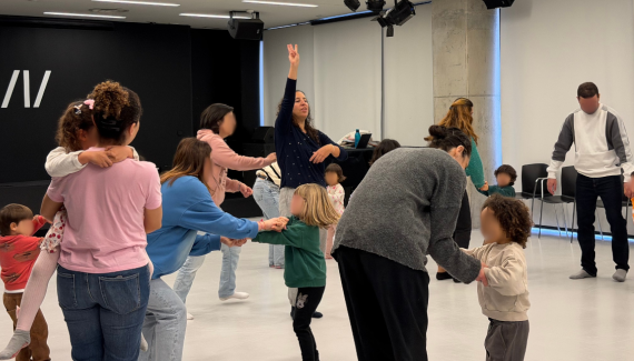 BIODANZA PARA FAMÍLIAS | 24 DE MAIO | 11H00 | SALA POLIVALENTE
